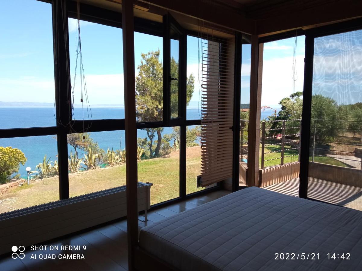 Castle On The Edge Of The Sea Villa